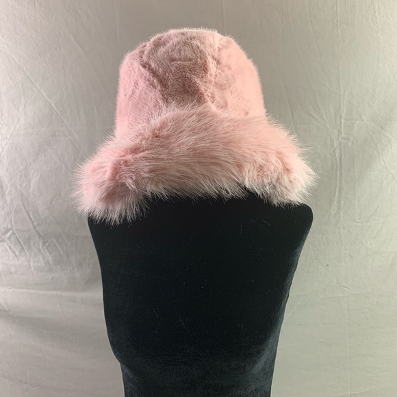Pink Furry Bucket Winter Hat - Picture 5 of 7